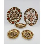 Royal Crown Derby plates including Imari 1128 dinner plates and side plate, Avesbury,