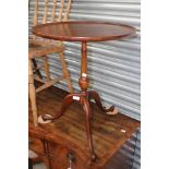 A George III mahogany occasional table (af)