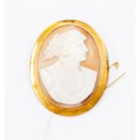 A 9ct gold cameo brooch.