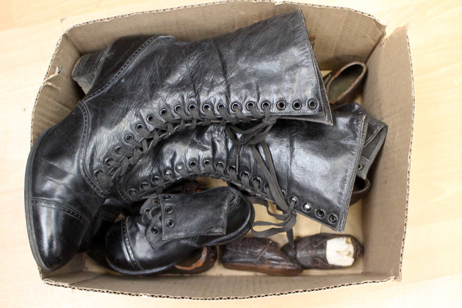 19th century, Victorian and Edwardian shoes and boots,