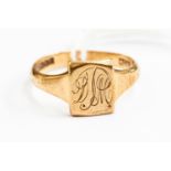 A 9ct gold signet ring, size U½,