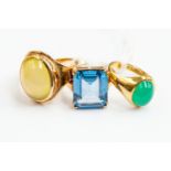 Three 9ct gold dress rings, comprising synthetic zircon, along with glass set rings,