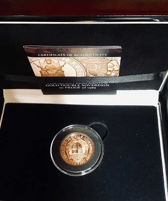 Gold Two Pounds Proof 1989 in a presentation box with certificate. London mint office.