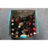 A box of various miniatures and liqueurs (Q)