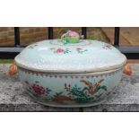 An 18th century Chinese Qianlong export tureen with pomegranate finial. Perfect no cracks or