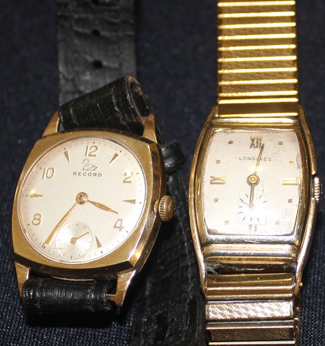 A Record 9ct. gold gentleman's wrist watch, c.1962, manual movement, having signed silvered circular