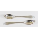 A pair of Dutch silver grapefruit spoon, date letter probably 1825