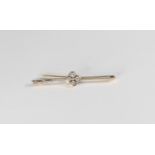 ***AMENDED GUIDE**** An Edwardian diamond set bar brooch, 15ct gold and platinum, the centre set