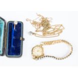 A collection of 9ct gold jewellery to include a 9ct gold solitaire pendant, claw set with cubic