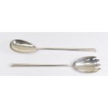 A pair of silver salad servers, Birmingham marks for 1919, 95 grams approx