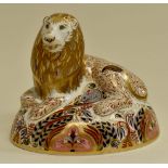 Royal Crown Derby lion paperweight, silver stopper