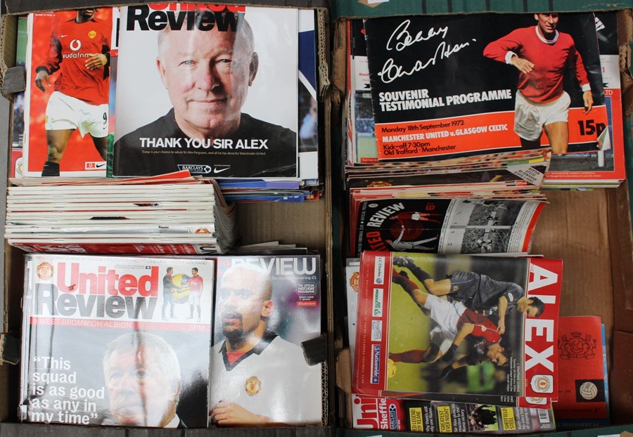 Miscellaneous: A collection of assorted Manchester United and Crewe Alexandra programmes,