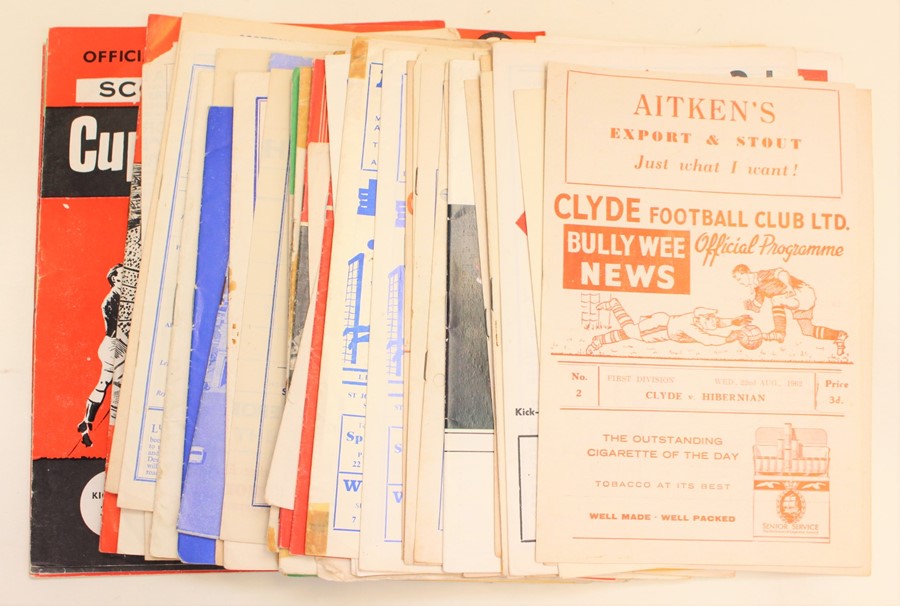 Scottish: A collection of approximately sixty Scottish football programmes to include: Celtic v.