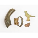 A mixed lot of base metal detecting finds. Included in this lot, an incomplete Medieval buckle and