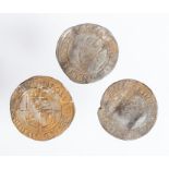 A mixed lot of three silver hammered sixpences of Elizabeth I. Dated 1572 (initial mark: ermine),