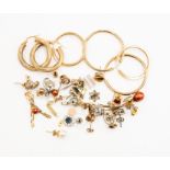 A collection of 9ct gold and unmarked yellow metal,  to include 9ct gold hoop earrings and a diamond