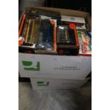 A quantity of diecast vehicles (2 boxes)