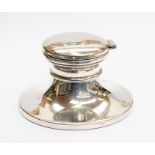 A silver capstan style inkwell with liner, Birmingham 1994, W.I. Broadway & Co