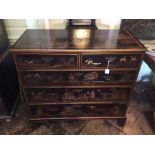 A George III Japanese Chinoiserie chest of drawers, circa 1800, decoration of an ancient Japanese