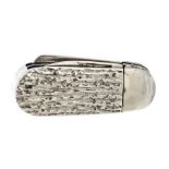 An early 20th Century white metal novelty vesta case, in the form of a penknife, appears unmarked,