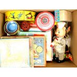 Vintage: A collection of assorted vintage tinplate toys and games to include: Musical Clowns, Made