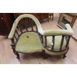 Victorian library / lovers chair