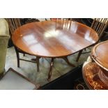 Oak extending pedestal table with leaf,