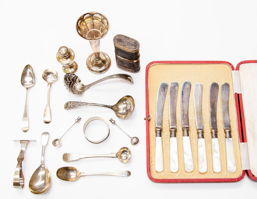 A silver Caddy spoon 1836, along with four silver silver teaspoons, two silver salt spoons with