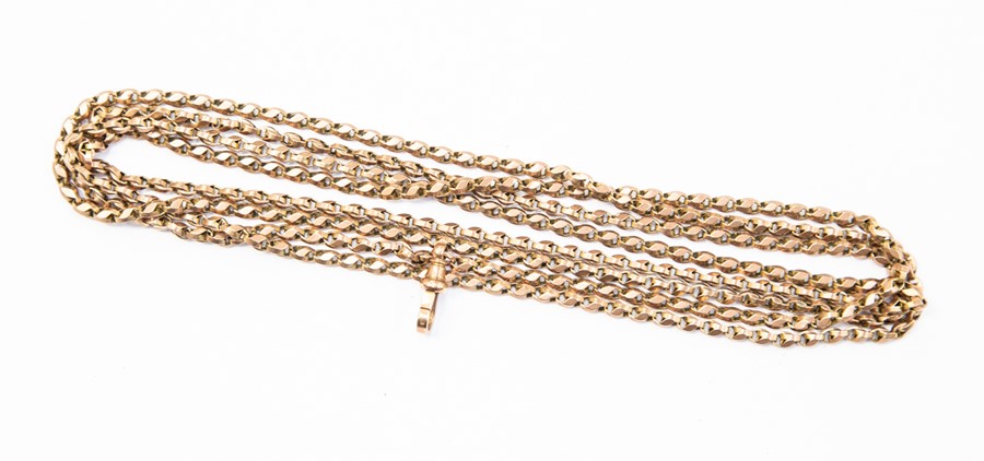 **REOFFER IN A&C NOV £300-£350** A 9ct gold Guard chain chain, faceted rose gold links with swivel