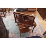 Edwardian rotating bookcase on splayed legs, in mahogany