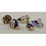 Royal Crown Derby animal figures of a Duck, Badger, Robin Bird, Snail and Owl (5)
