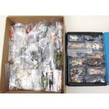 Star Wars: 1978-84 figures, mostly with weapons including carry case (approx. 80 figures)