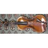 Violin in case, damaged, Stainer bow, damaged