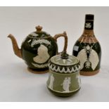 **REOFFER IN A&C NOV £20-£30** Carlton Ware tobacco jar, Copeland teapot (AF), Victoria's Reign