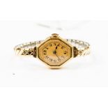 Ladies (gold coloured metal) watch with gold coloured metal strap