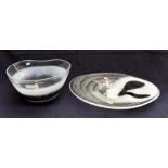 Svaja art glass bowl and platter centrepiece. Greys/black and white colourways.