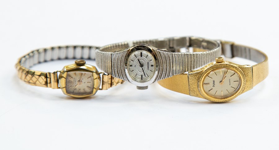 Ladies Seiko quartz bracelet watch together with an Aurora bracelet watch, mechanical wind (3)