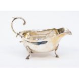 An Edwardian silver sauce boat, George Unite, Birmingham, 1903, weight approx. 152 grams