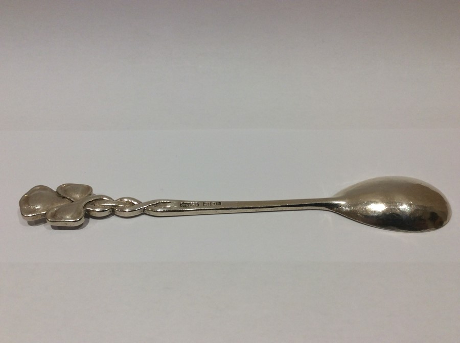 Omar Ramsden and Alwyn Carr, A George V Arts and Crafts Sterling silver jam spoon, London 1911, - Image 3 of 4