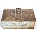 An Edwardian double ended silver cigarette box with central lighter section, plain body with bracket