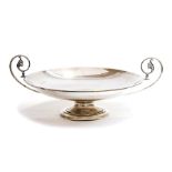 An Art Deco silver circular tazza, the body with incised circular reeded decoration with twin scroll