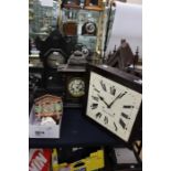A collection of five assorted 19th Century and 20th Century clocks to include: mantle and wall