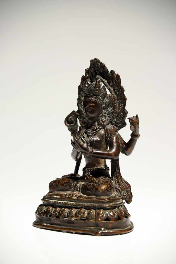 ShadakshariBronzeTibet19th ctH: 16 cmAvalokiteshvara Shadakshari sitting in padmasana (lotus pose) - Image 3 of 5