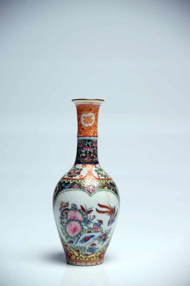 VasePorcelainChina18th ctH: 13 cmColourfully painted vase with various floral backgrounds. The - Image 3 of 5