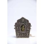 Gau with Clay SculptureSilver and CopperTibet18th ctH: 10 cmThis little prayer box contains a clay