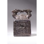 SEALtin,China, 18th century,Size: 8 cmA Chinese seal stamp made of tin. The sides are decorated with