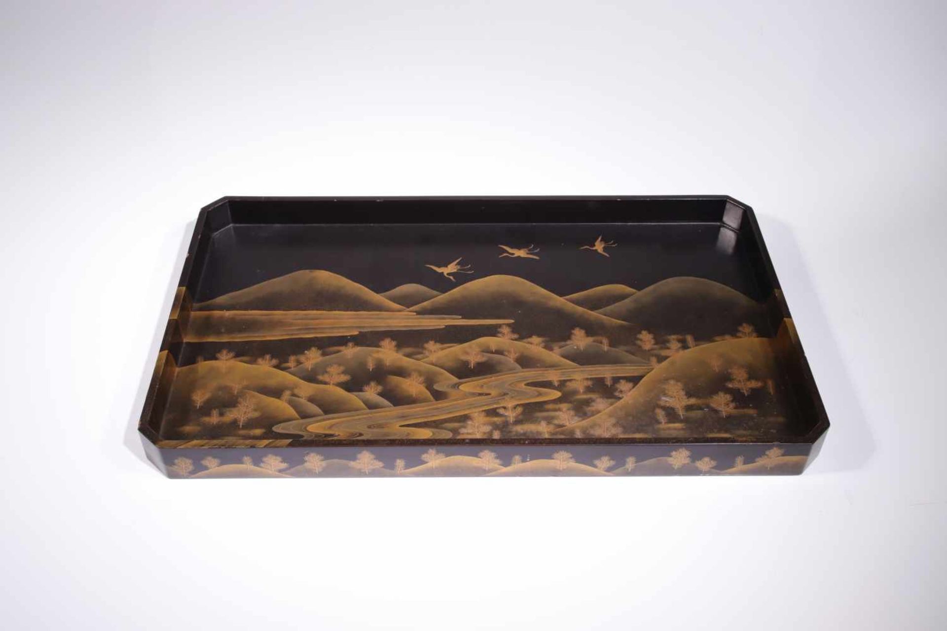 LARGE LACQUER TRAY DEPICTING A RIVERVIEWBlack lacquer with gold paintings,Japan, Meiji Period (