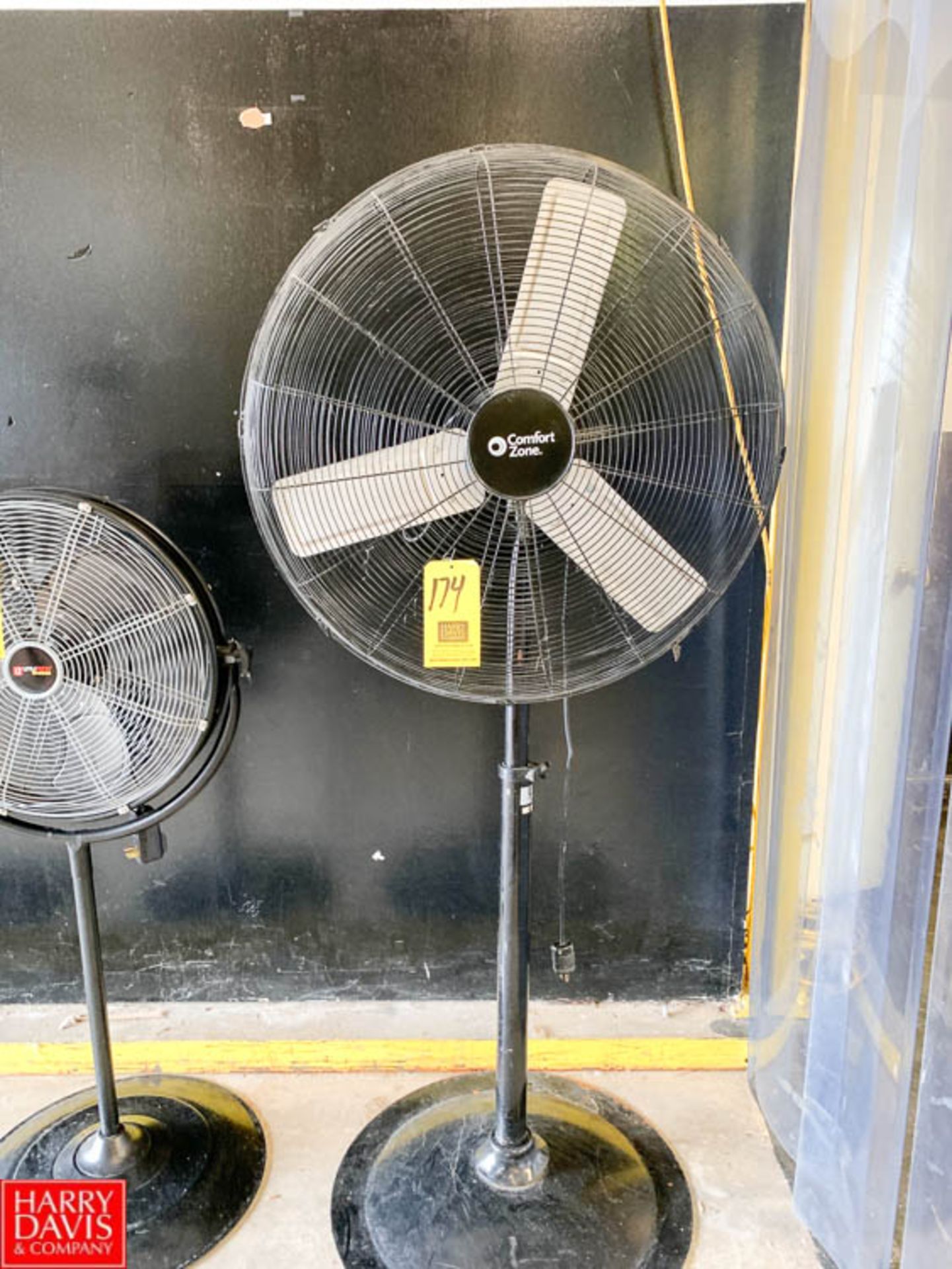 Comfort Zone Pedestal Fan Rigging Prices: 20