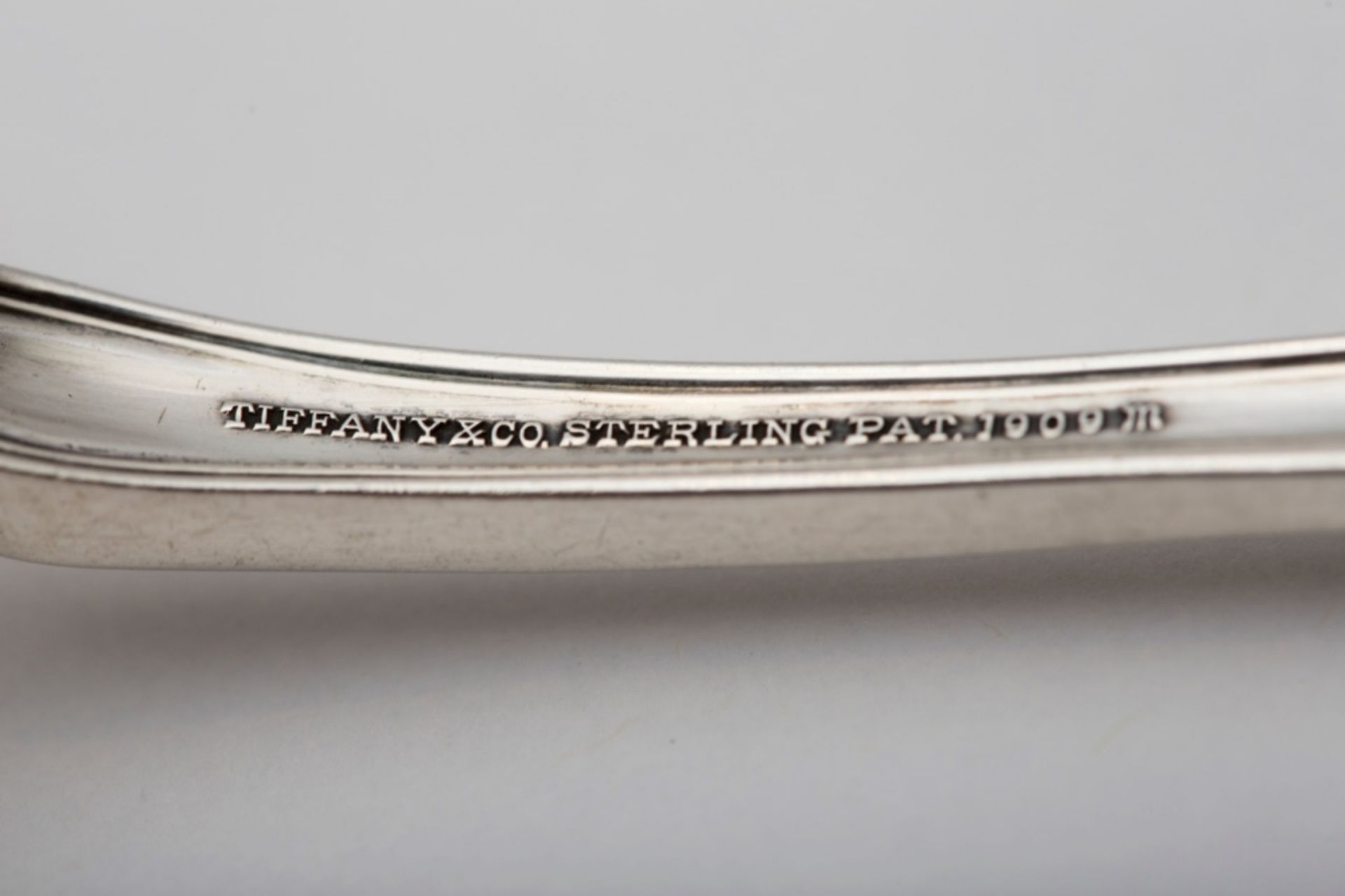 Tiffany & Co Part of a utensil set: Sterling silver, composed of 30 pieces: a ladle, a sauce - Image 2 of 3