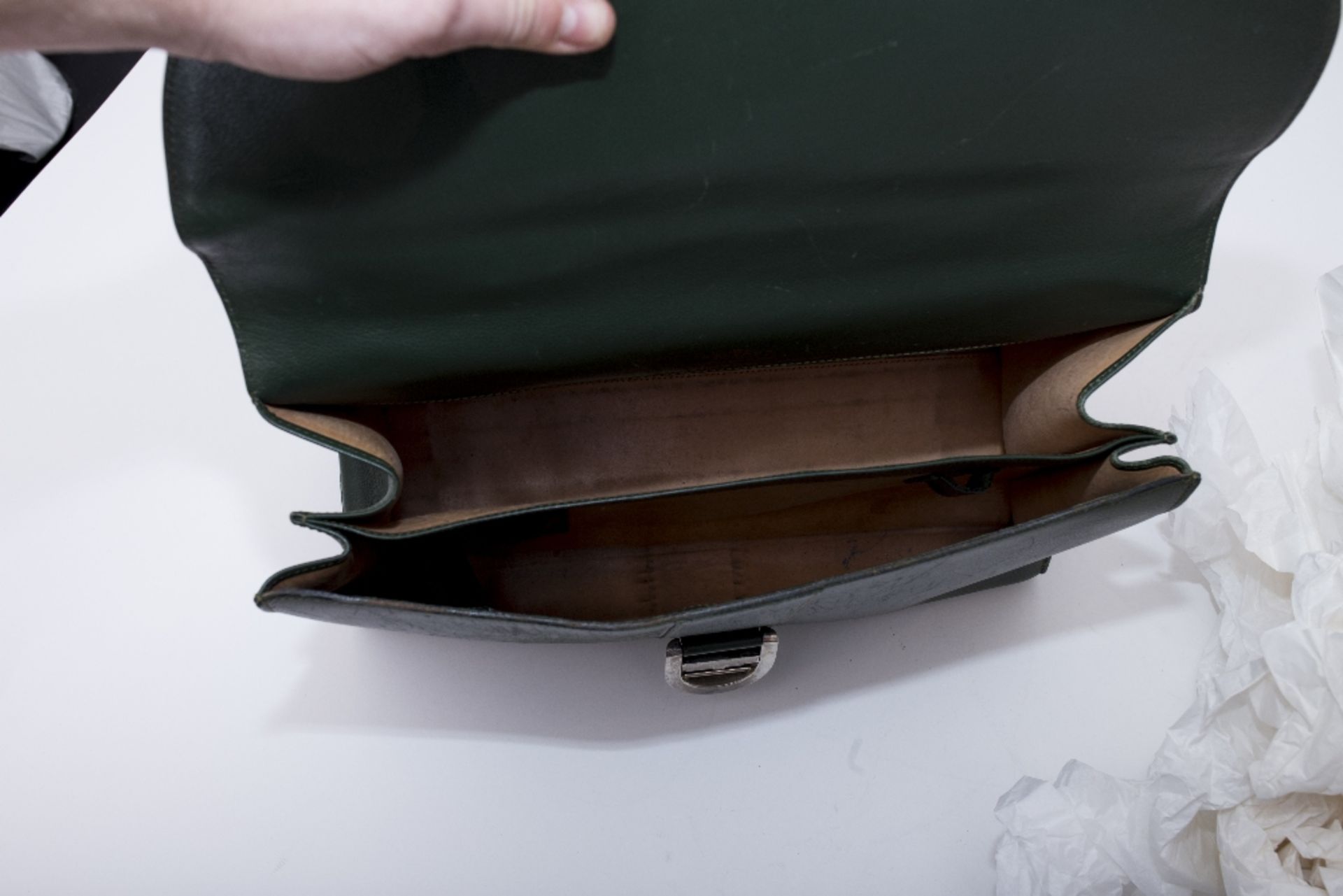 Delvaux Brillant handbag: Large model in full-grain forest-green leather, with shoulder strap. - Image 3 of 4
